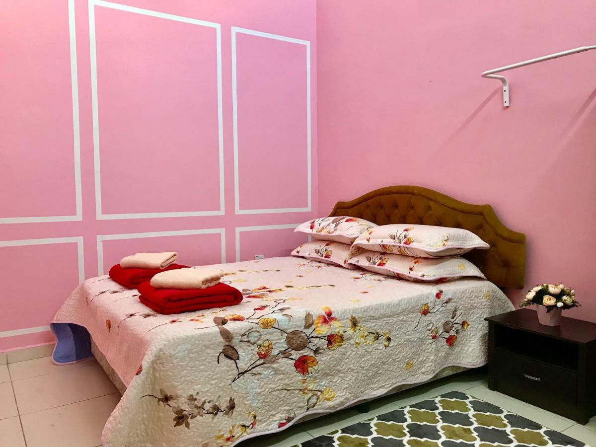 D'Q Putra Homestay Melaka Unit Miqa Екстериор снимка