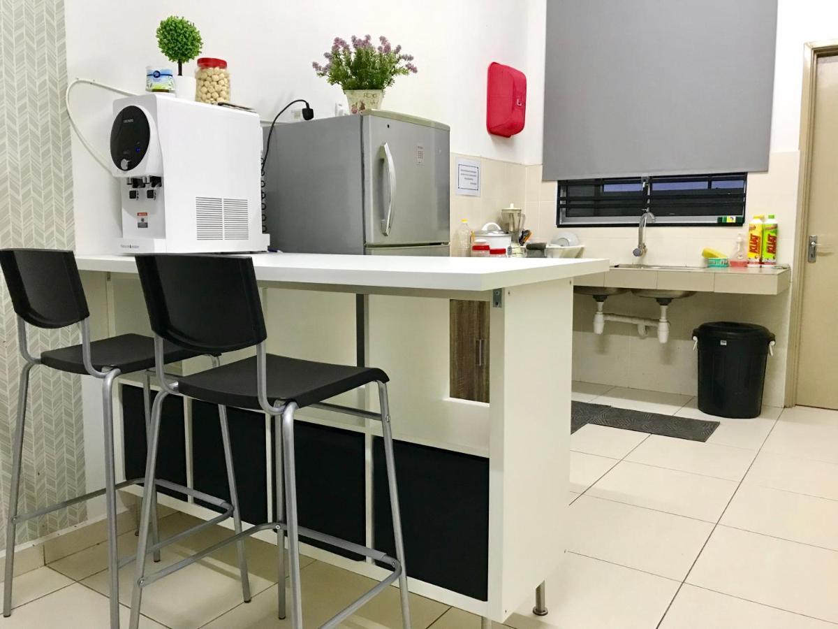D'Q Putra Homestay Melaka Unit Miqa Екстериор снимка